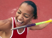 JackeyLove在G2比赛中比赛规则变更，战术调整引发热议！比赛高潮迭起